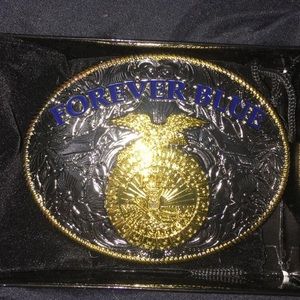 Meet your Posher, Kylie